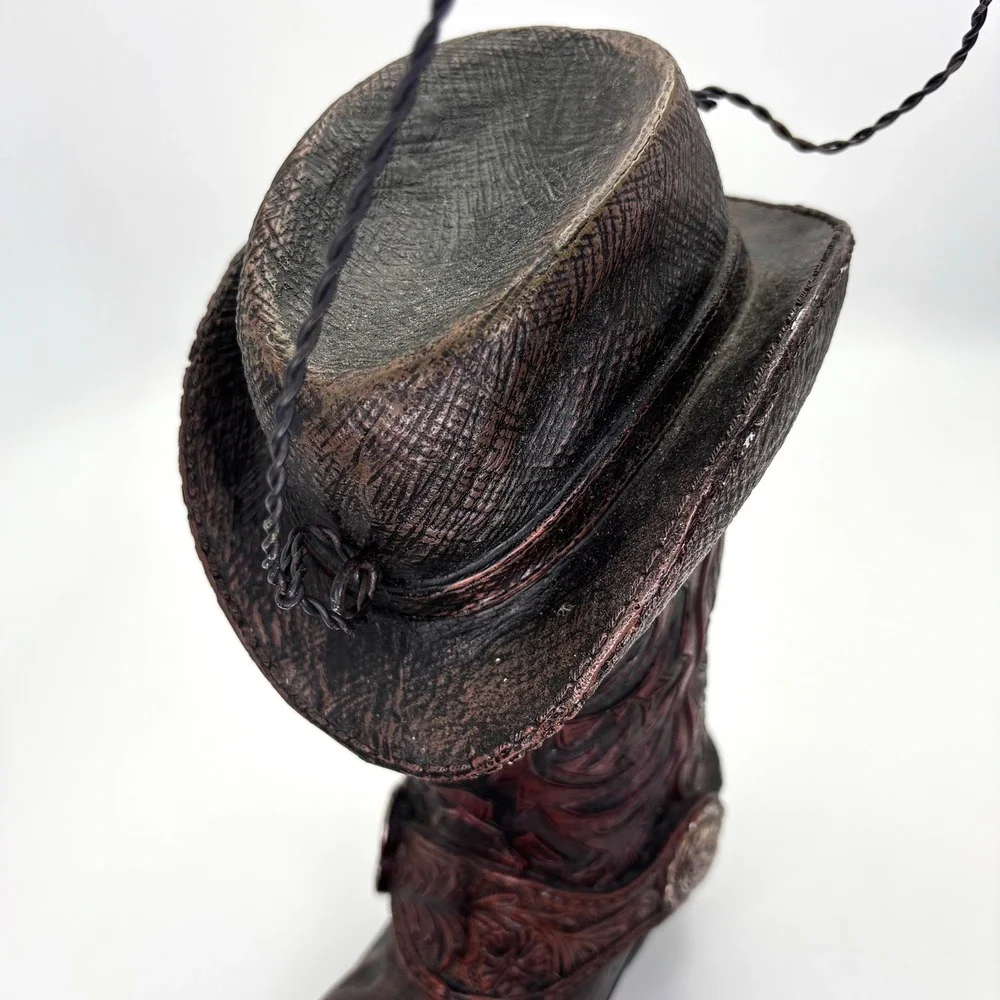 Western Cowboy Boot Birdhouse Resin Hanging Rustic Outdoor Garden Decor Hat Spur